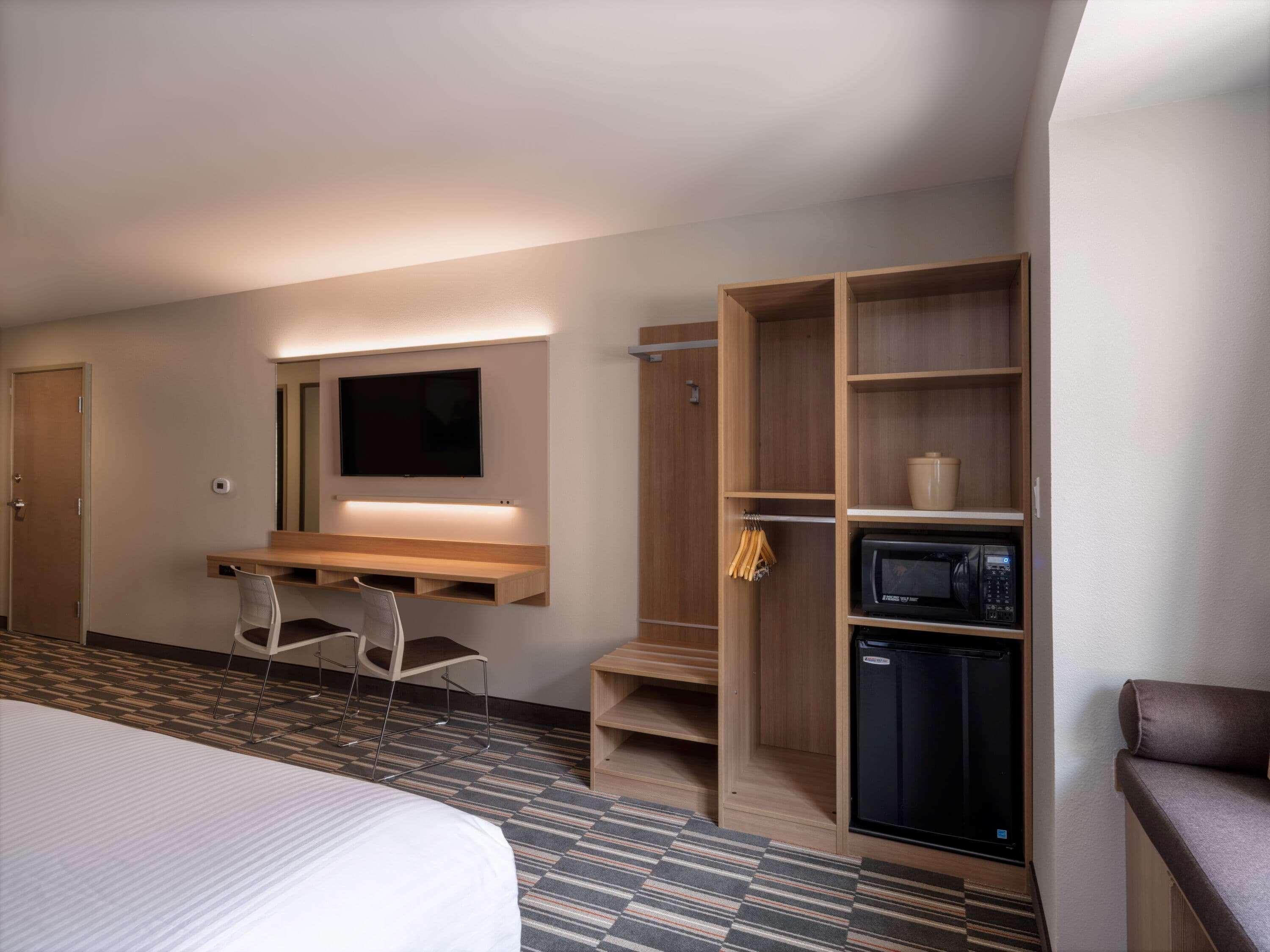 Microtel Inn & Suites By Wyndham Georgetown Lake エクステリア 写真